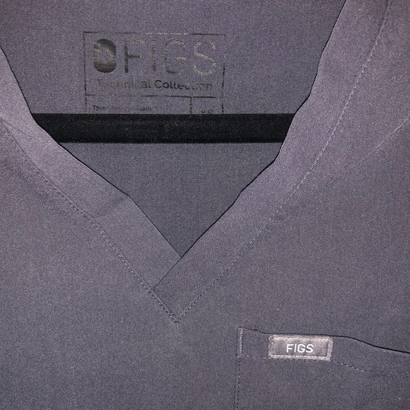 figs scrub top - Picture 3 of 3
